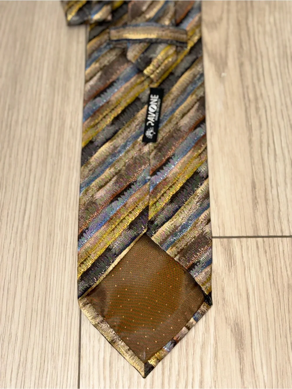 Pavone Men’s 100% Silk Abstract Diagonal Striped Designer Necktie Made In Italy